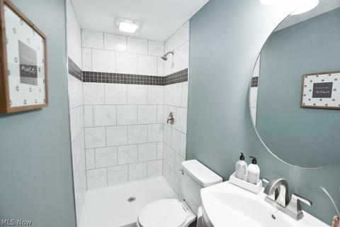 1626 Dunkeith Dr NW, Canton, OH 44708 photo 12