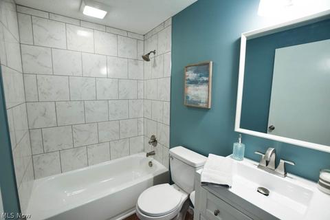 1626 Dunkeith Dr NW, Canton, OH 44708 photo 17