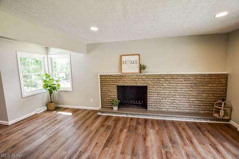 1626 Dunkeith Dr NW, Canton, OH 44708 photo 4