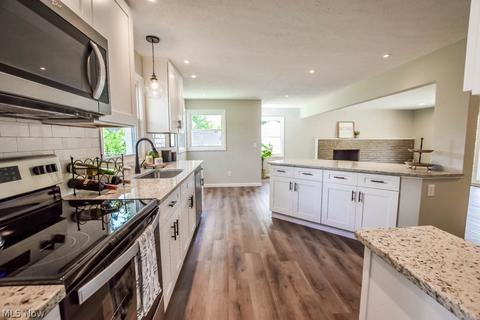 1626 Dunkeith Dr NW, Canton, OH 44708 photo 8