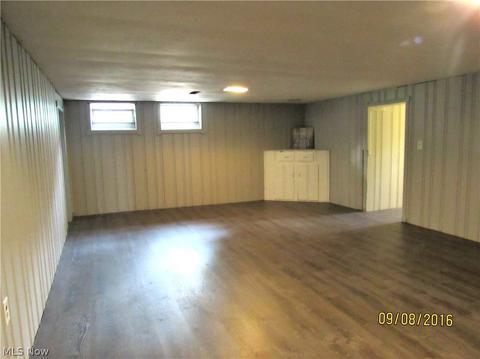 314 Cherry Ln, Seven Hills, OH 44131 photo 18