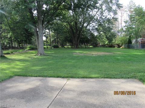 314 Cherry Ln, Seven Hills, OH 44131 photo 23