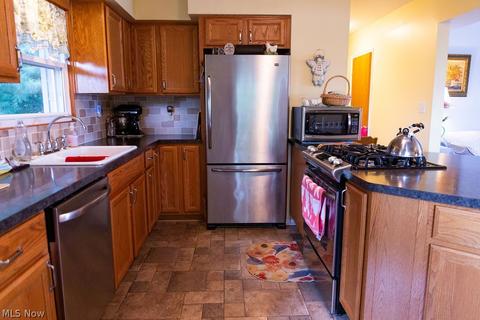 33930 Baldwin Rd, Solon, OH 44139 photo 7