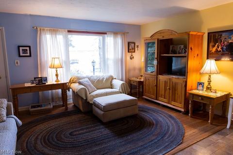 33930 Baldwin Rd, Solon, OH 44139 photo 5
