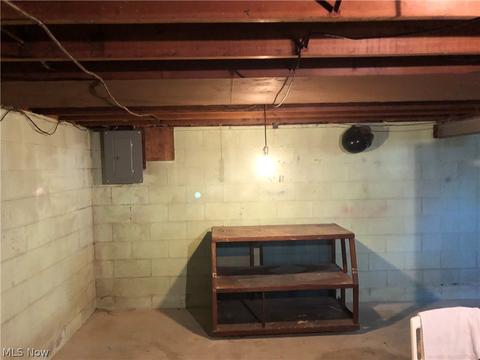 2119 E 41st St, Ashtabula, OH 44004 photo 11