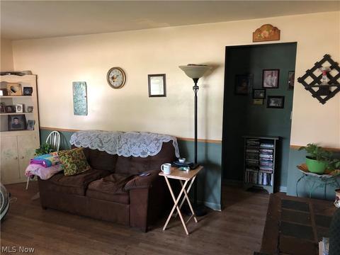 2119 E 41st St, Ashtabula, OH 44004 photo 5