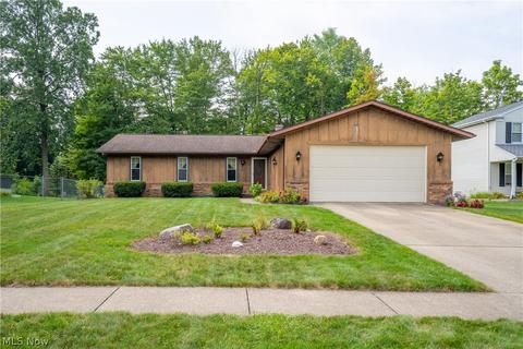 4766 Ruby Ln, Brunswick, OH 44212 photo 2