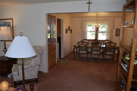 1846 Halbert Dr, Youngstown, OH 44514 photo 3