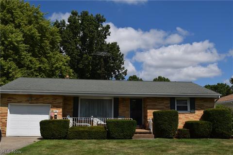 1846 Halbert Dr, Youngstown, OH 44514 photo 1