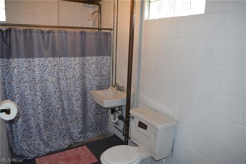 1846 Halbert Dr, Youngstown, OH 44514 photo 14