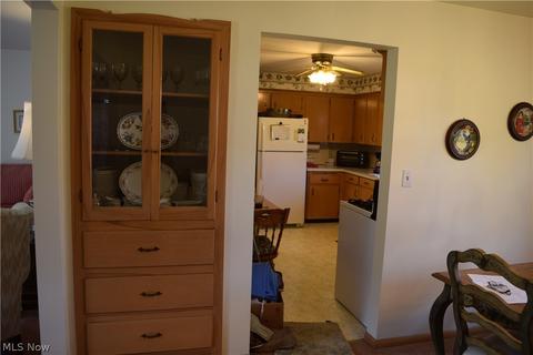 1846 Halbert Dr, Youngstown, OH 44514 photo 6