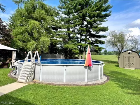 8866 School St, Windham, OH 44288 photo 5