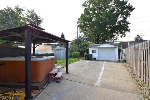 5703 Morningside Dr, Parma, OH 44129 photo 29