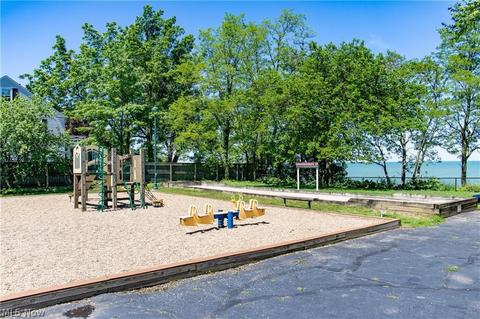 140 E 216 St, Euclid, OH 44123 photo 32