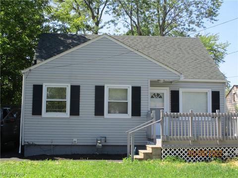 1504 Cedar Dr, Lorain, OH 44052 photo 6