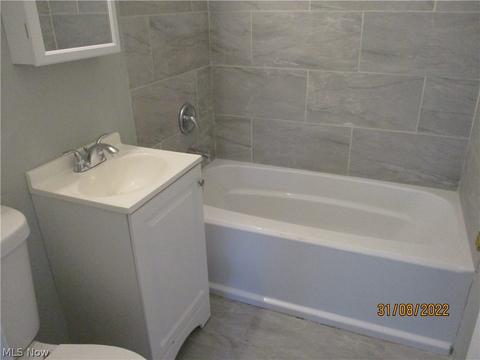 1504 Cedar Dr, Lorain, OH 44052 photo 23