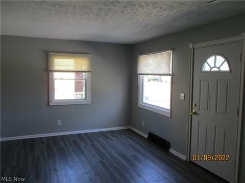 1504 Cedar Dr, Lorain, OH 44052 photo 14