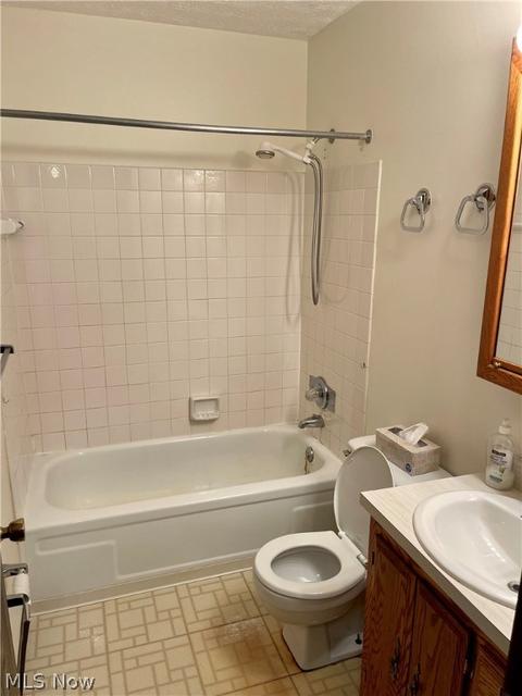 899 Kirkwall Dr, Copley, OH 44321 photo 12