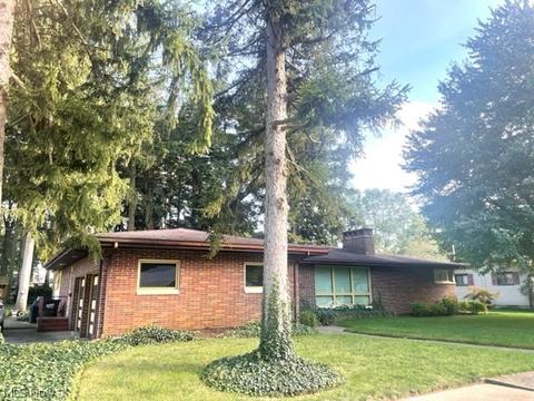 1012 E 4th St, Dover, OH 44622 photo 3