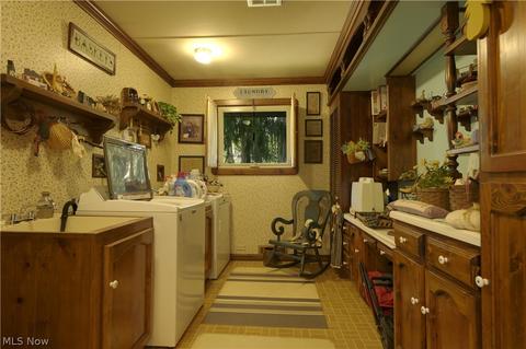 1012 E 4th St, Dover, OH 44622 photo 17