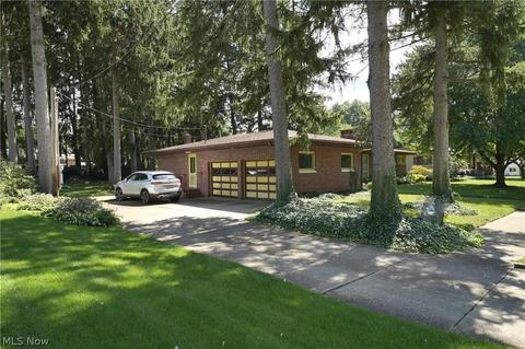 1012 E 4th St, Dover, OH 44622 photo 4