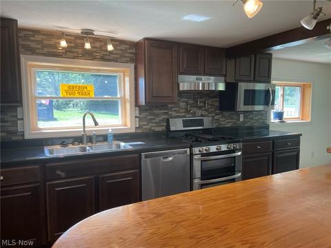 7402 Sanborn Rd, Ashtabula, OH 44004 photo 9
