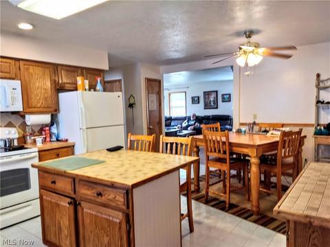 93 E Interstate St, Bedford, OH 44146 photo 7