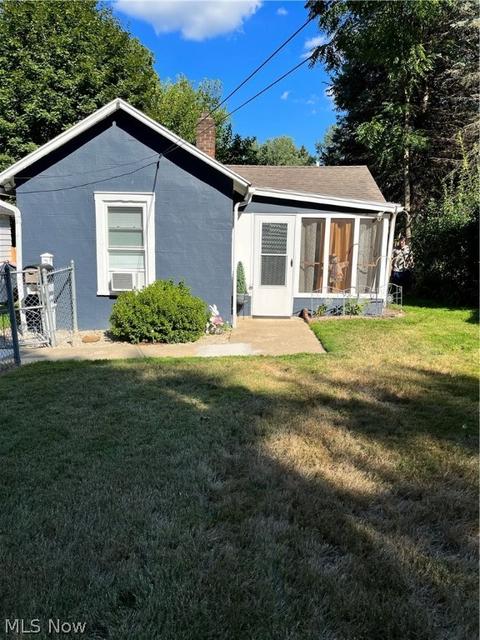 1295 Big Falls Ave, Akron, OH 44310 photo 1