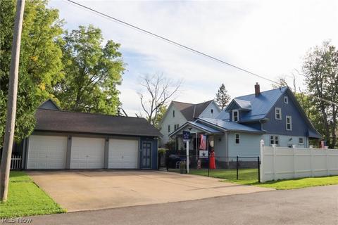 1506 Ohio Ave, Ashtabula, OH 44004 photo 3