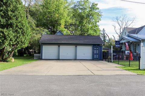 1506 Ohio Ave, Ashtabula, OH 44004 photo 4