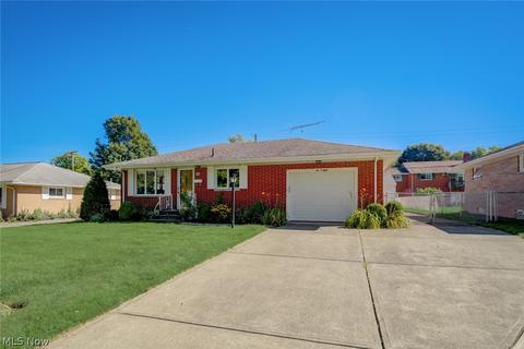 608 High St, Elyria, OH 44035 photo 9
