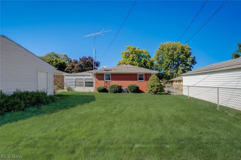 608 High St, Elyria, OH 44035 photo 7