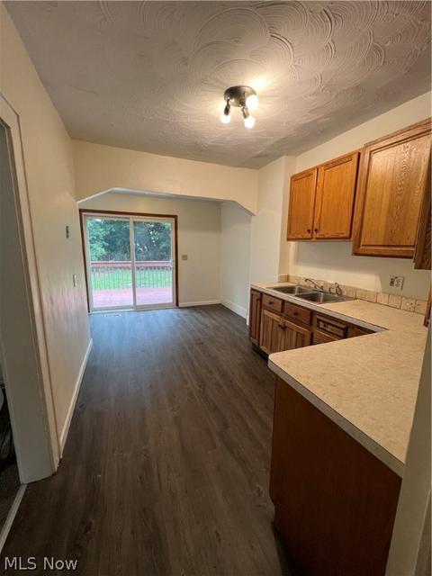 456 Evers St, Akron, OH 44310 photo 8
