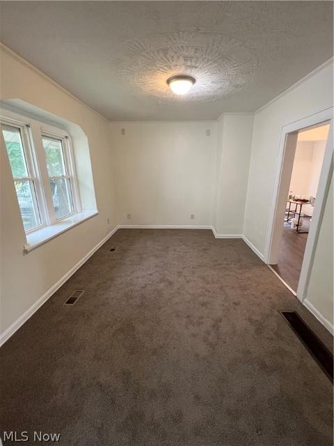 456 Evers St, Akron, OH 44310 photo 5