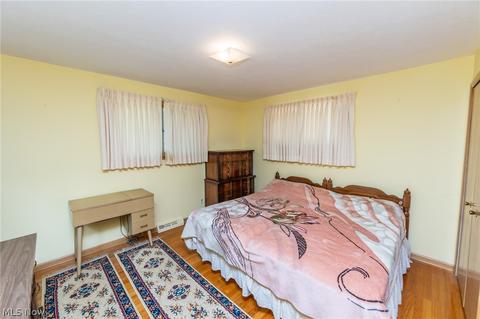 11085 Johnson Dr, Parma, OH 44130 photo 11