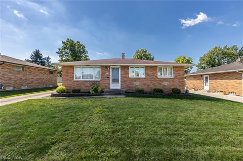 11085 Johnson Dr, Parma, OH 44130 photo 1