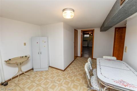 11085 Johnson Dr, Parma, OH 44130 photo 27