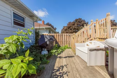 9516 Biddulph Rd, Brooklyn, OH 44144 photo 23