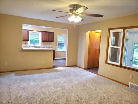 1922 E 41st St, Ashtabula, OH 44004 photo 8