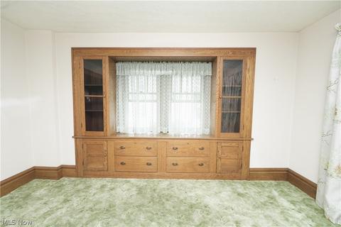 642 Lucille Ave, Akron, OH 44310 photo 7