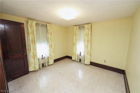 642 Lucille Ave, Akron, OH 44310 photo 15