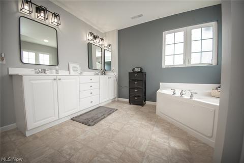 183 Millstream Ct, Copley, OH 44321 photo 25
