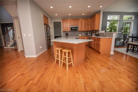 183 Millstream Ct, Copley, OH 44321 photo 11
