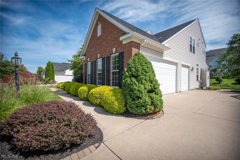 183 Millstream Ct, Copley, OH 44321 photo 3