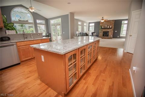 183 Millstream Ct, Copley, OH 44321 photo 16