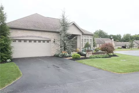 3822 Windsor Bridge Cir, Huron, OH 44839 photo 1