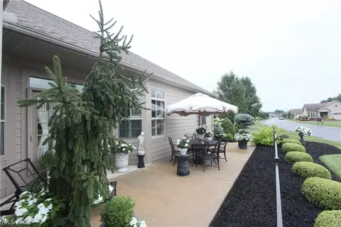 3822 Windsor Bridge Cir, Huron, OH 44839 photo 4