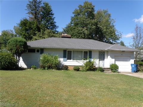 2513 Carson Rd, Fairlawn, OH 44333 photo 1