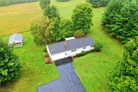 5995 Everett Hull Rd, Fowler, OH 44418 photo 3