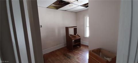 825 Avon St, Akron, OH 44310 photo 16